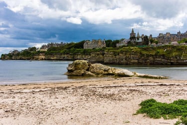 1 bed flat, East Sands, City Centre, St Andrews, KY168LH - Image 15